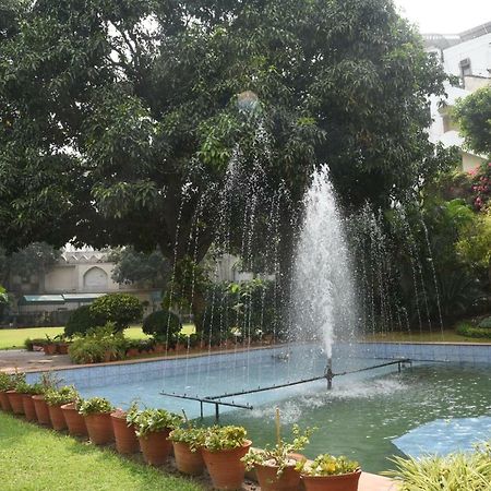 Aveda Kamal Palace Jalandhar Eksteriør billede